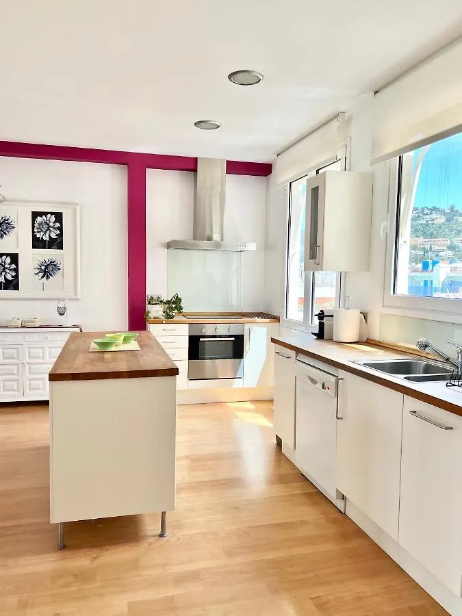 Moderno Y Amplio Apartamento En El Centro De Roses Apartamento 0*,  Espanha